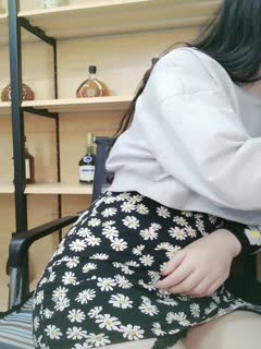 润顶影院大屌男操哭情趣黑丝套装美少妇1